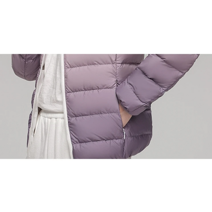 Eliara | Kvindernes Quilted Dunjakke med Ståkrave og Fuldt Lynlås i Stribet Stikmønster