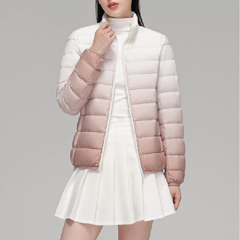 Eliara | Kvindernes Quilted Dunjakke med Ståkrave og Fuldt Lynlås i Stribet Stikmønster