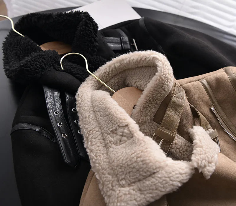 Elira | Dame Wildlederfrakke med Fleecefor og Taljebælte, Varm Vinterfrakke